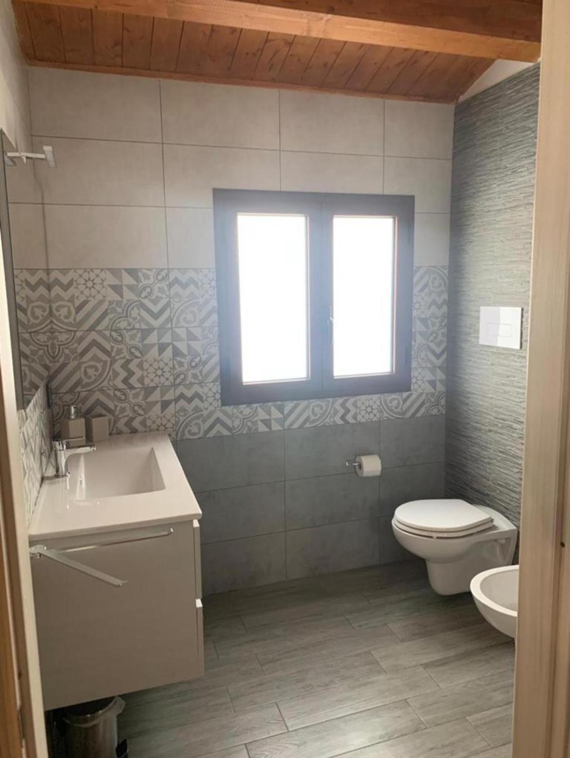 Demarete Hotel Джеля Екстериор снимка